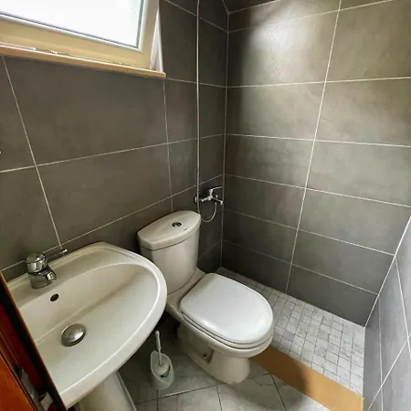 Roel 2 -apartments * Vlorë