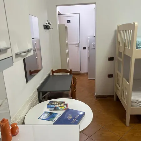Apartment Fatos 2 -apartments Near The