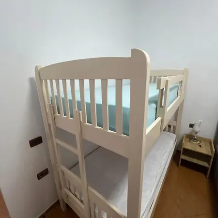 Fatos 2 -apartments Near The Apartment *