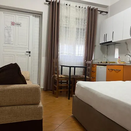 Fatos 2 -apartments Near The Apartment *