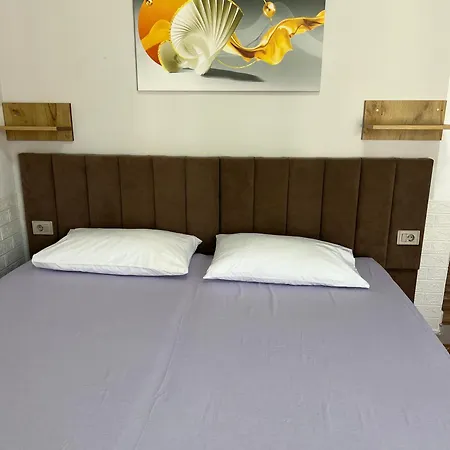 Fatos 2 -apartments Near The *