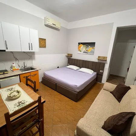 Apartment Fatos 2 -apartments Near The *