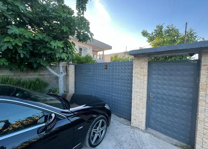 Roel 2 -apartments Avlonya