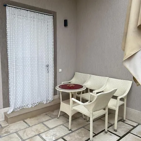 Roel 2 -apartments * Vlorë