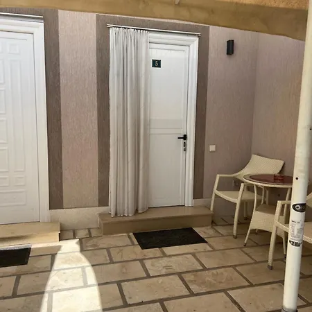 Roel 2 -apartments Vlorë