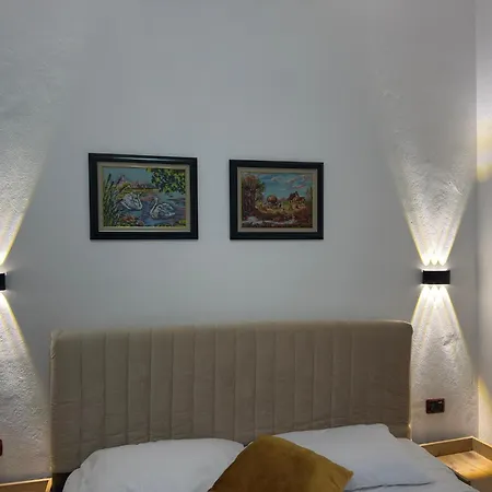 Roel 2 -apartments *