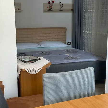 Roel 2 -apartments Апартаменты Влёра