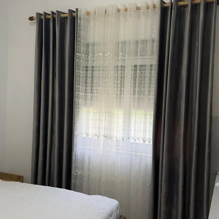 Roel 2 -apartments Vlorë