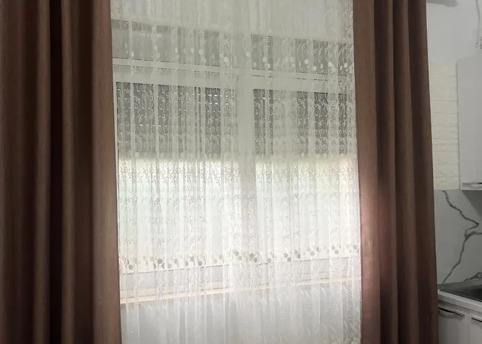 Roel 2 -apartments شقة فلورا